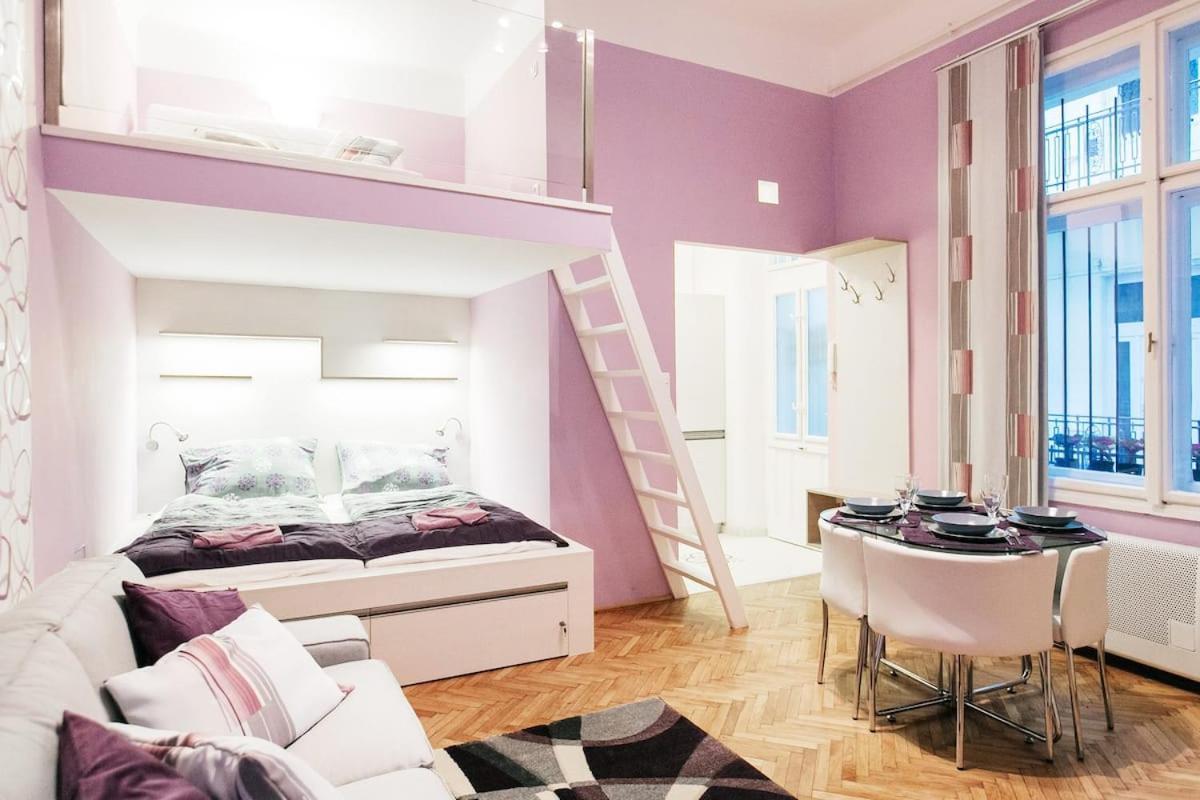 Balaton Apartment Central Будапеща Екстериор снимка