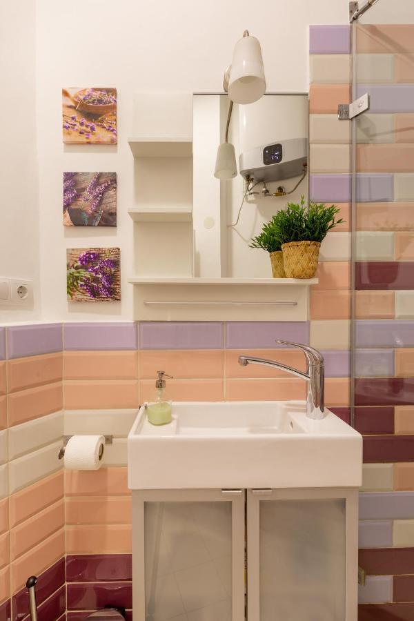 Balaton Apartment Central Будапеща Екстериор снимка