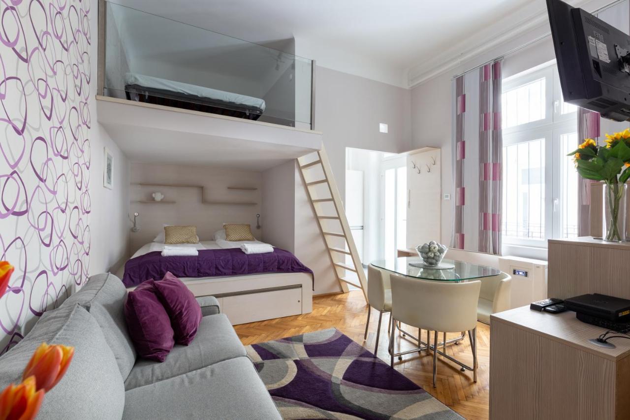Balaton Apartment Central Будапеща Екстериор снимка